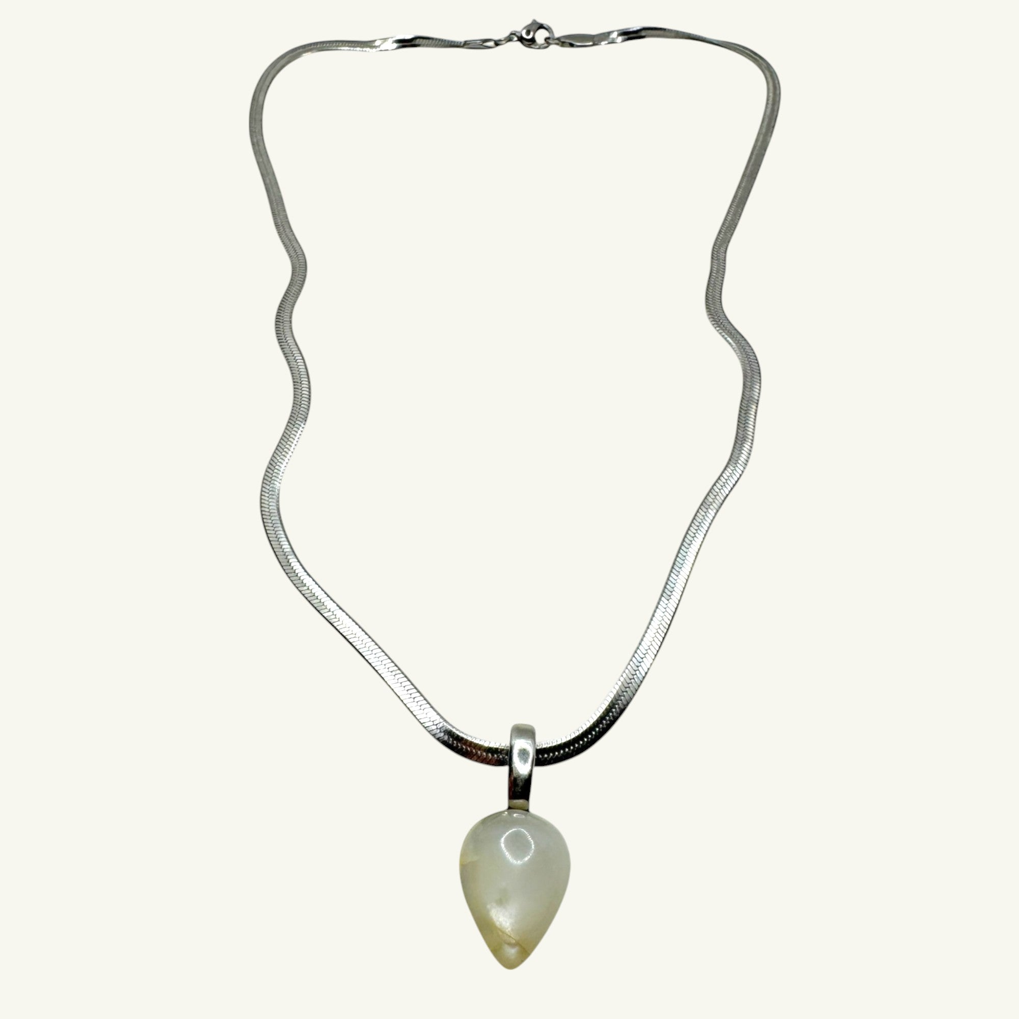Collana pietra di luna goccia 15x 11 mm Sharifa Crystals