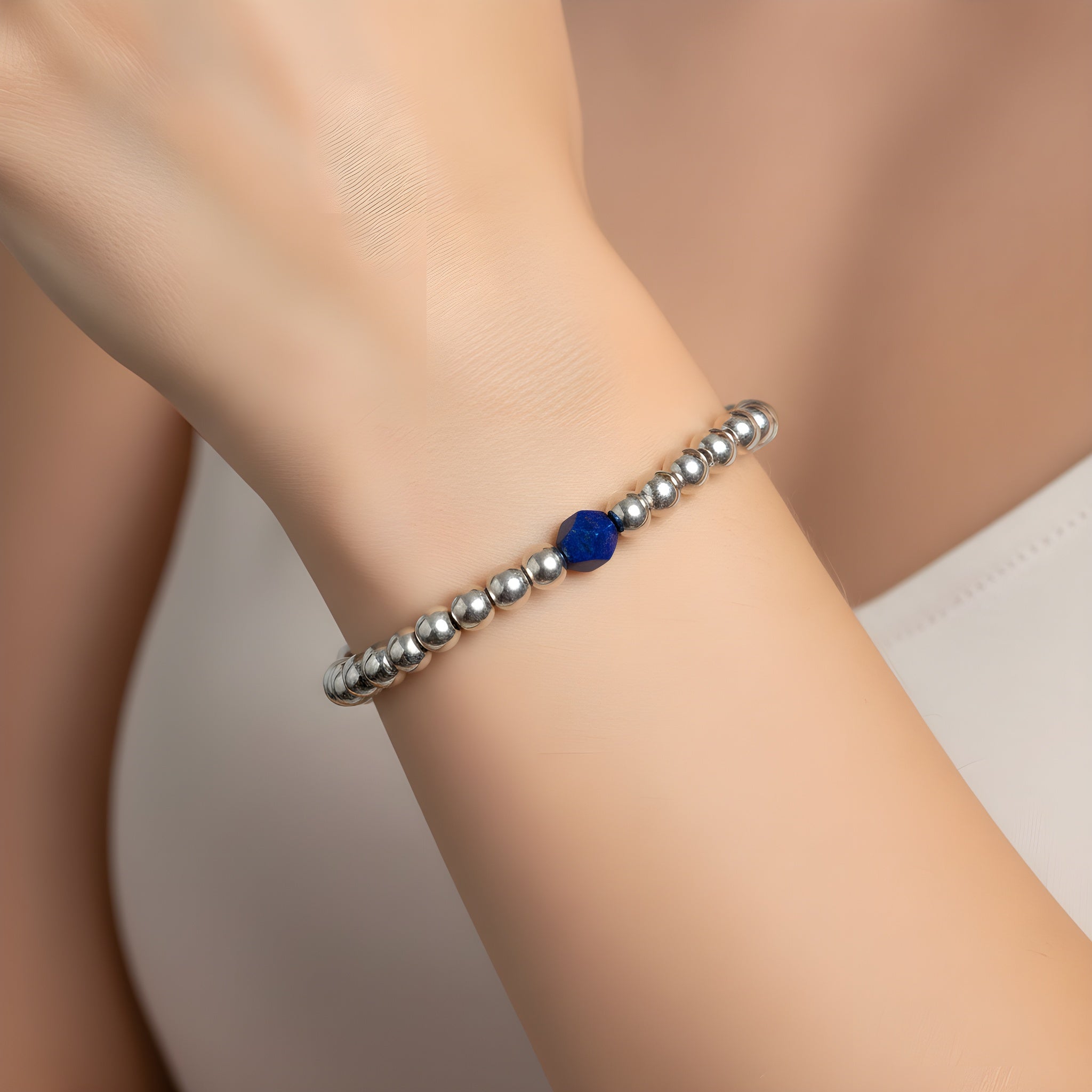 bracciale lapislazzuli naturale sfaccettato charm love sharifacrystals