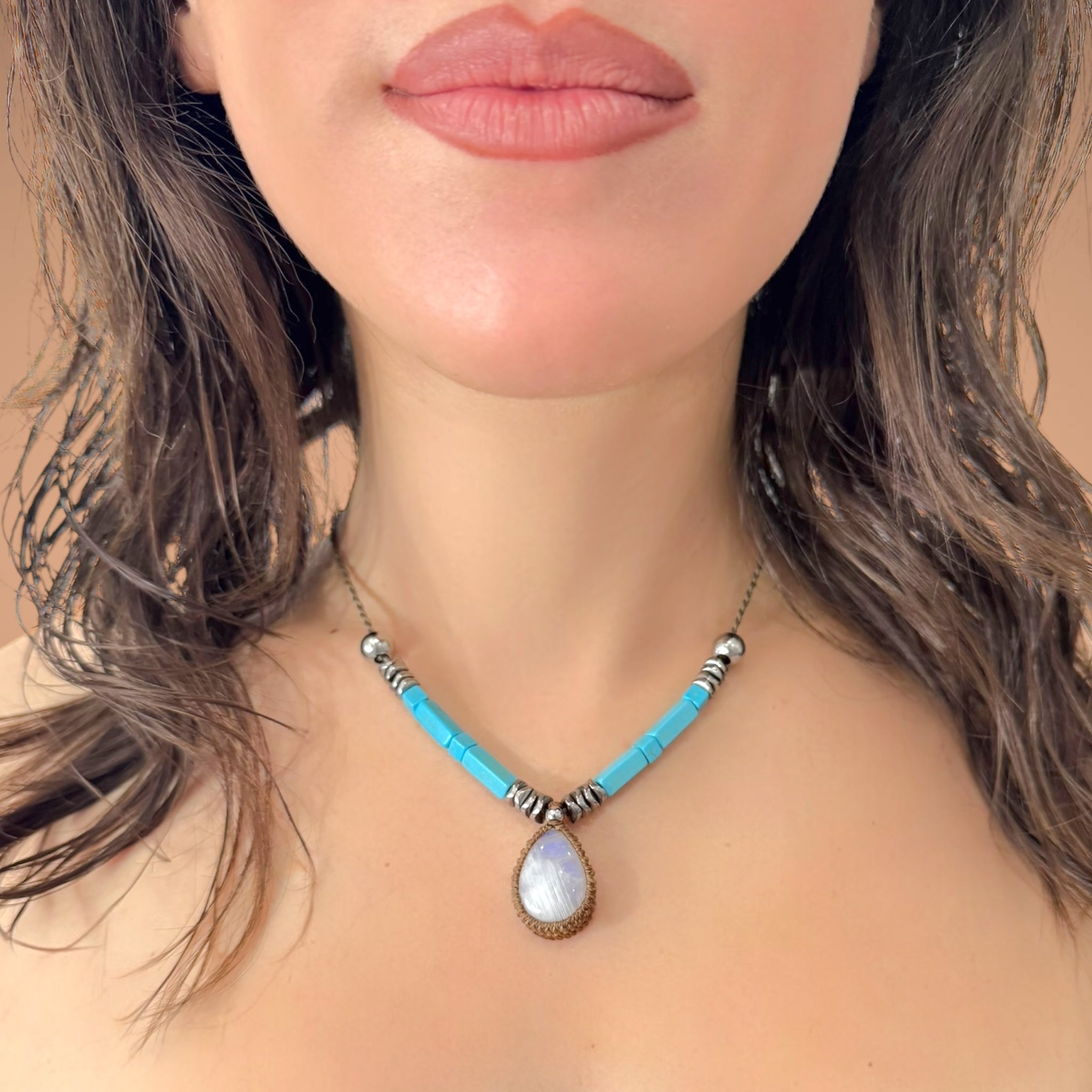 Collana labradorite bianca 21X16mm Sharifa Crystals